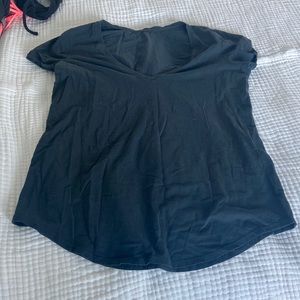 Lululemon t shirt